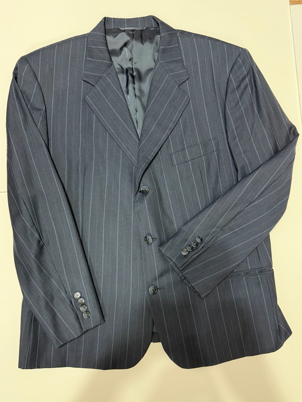Hickey Freeman Navy Pinstripe Three-Button Suit Jacket size 46R